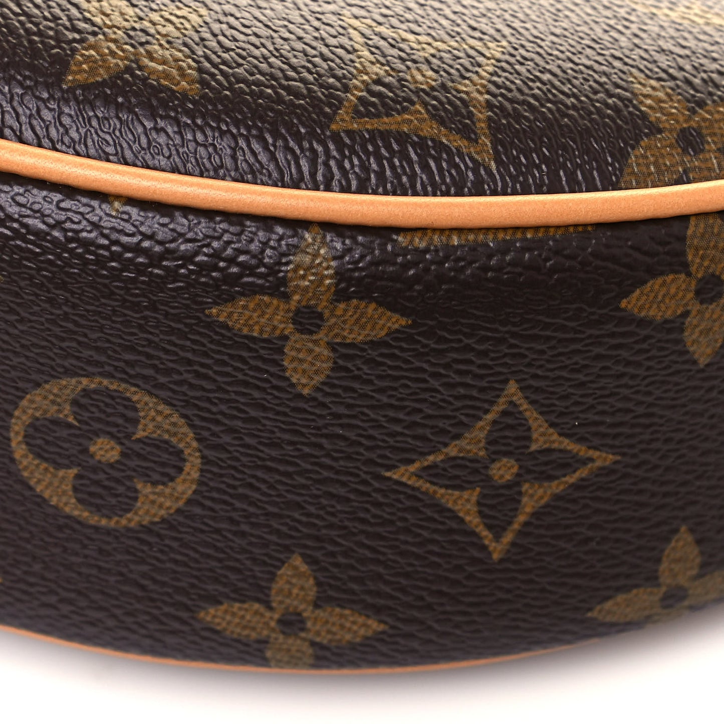 Monogram Loop