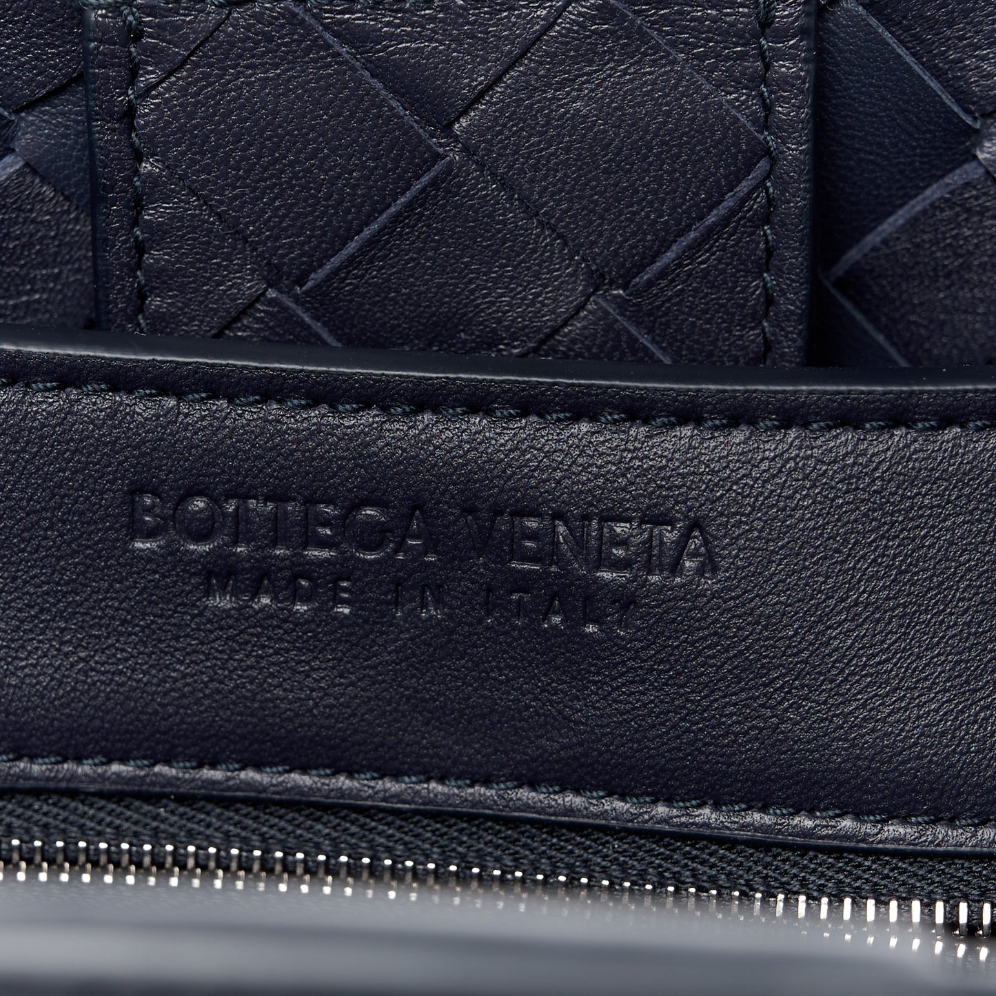 Nappa Intrecciato Medium Andiamo Shoulder Bag Space