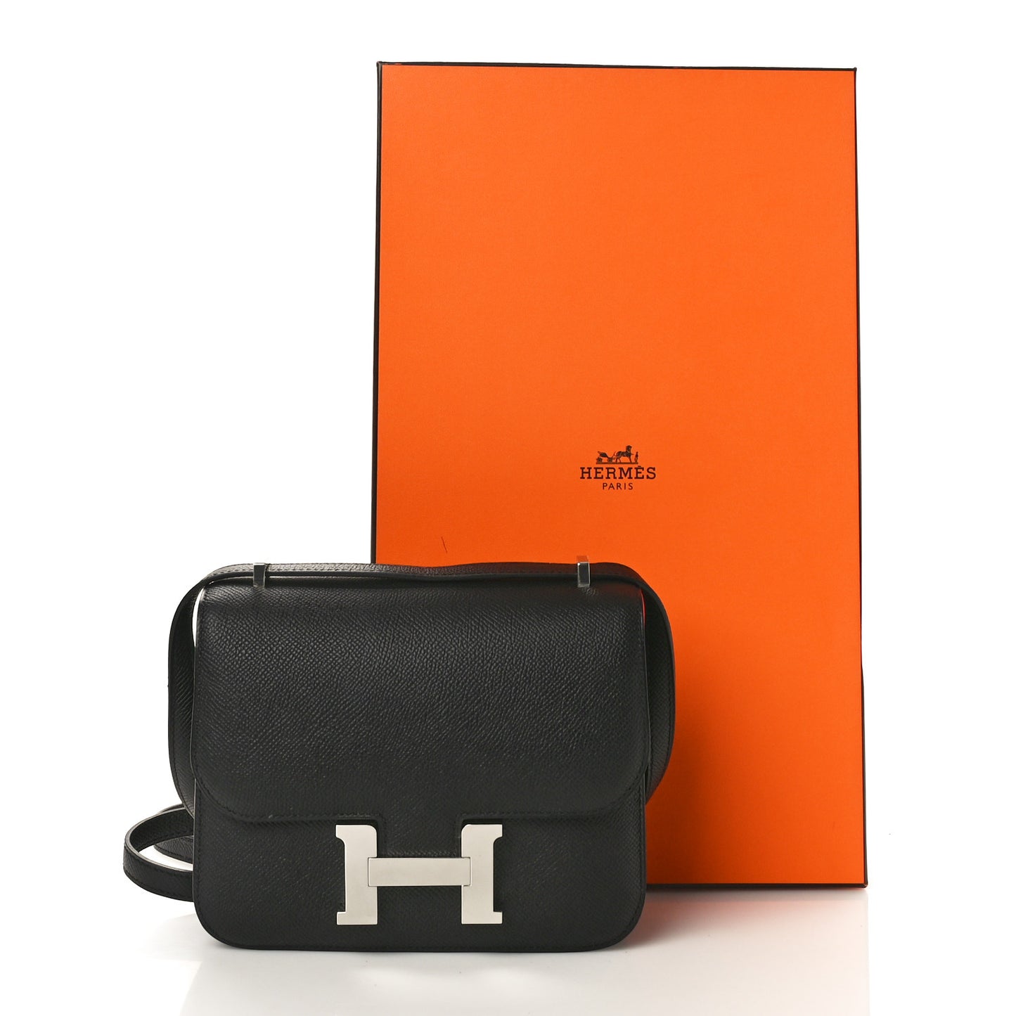 Epsom Constance 18 Black