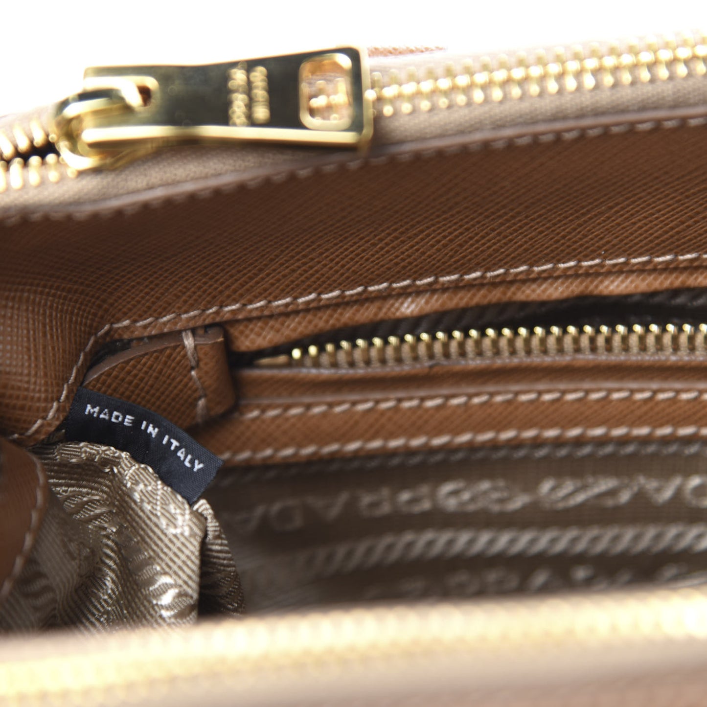Saffiano Small Galleria Double Zip Tote Caramel
