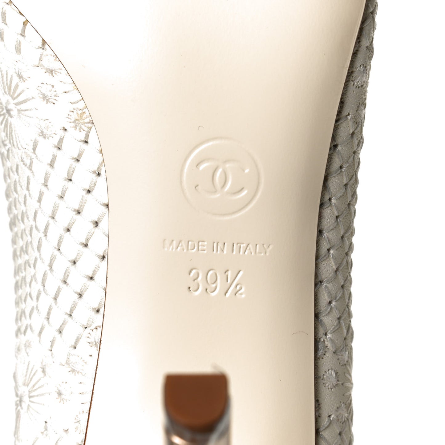 Lambskin Stitched Flower Cap Toe CC Pumps 39.5 White