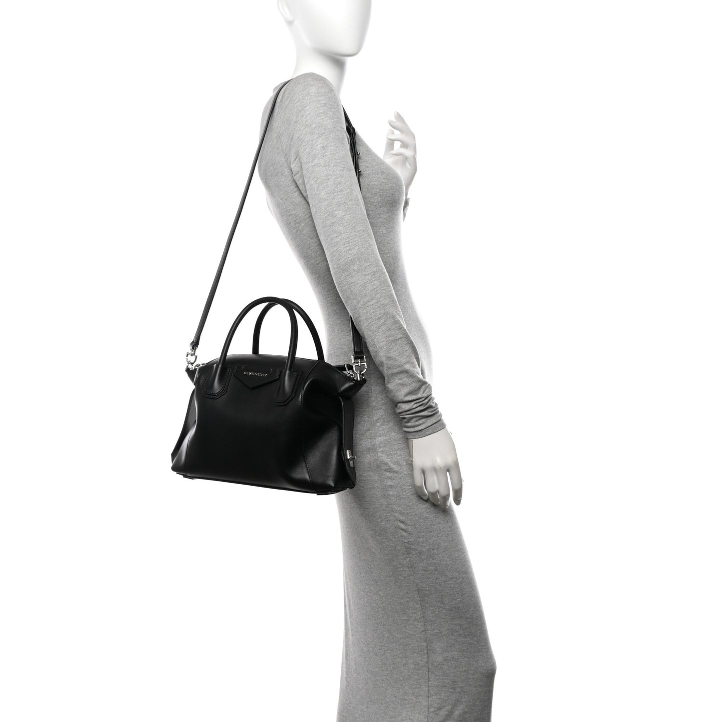 Smooth Calfskin Small Soft Antigona Black