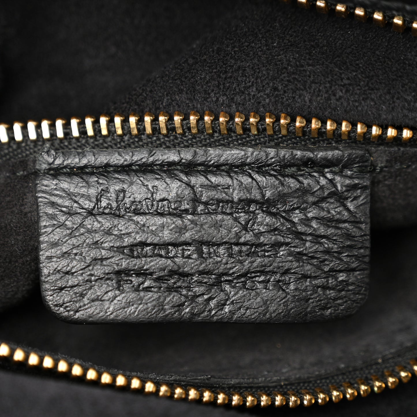 Grained Calfskin Hobo Black