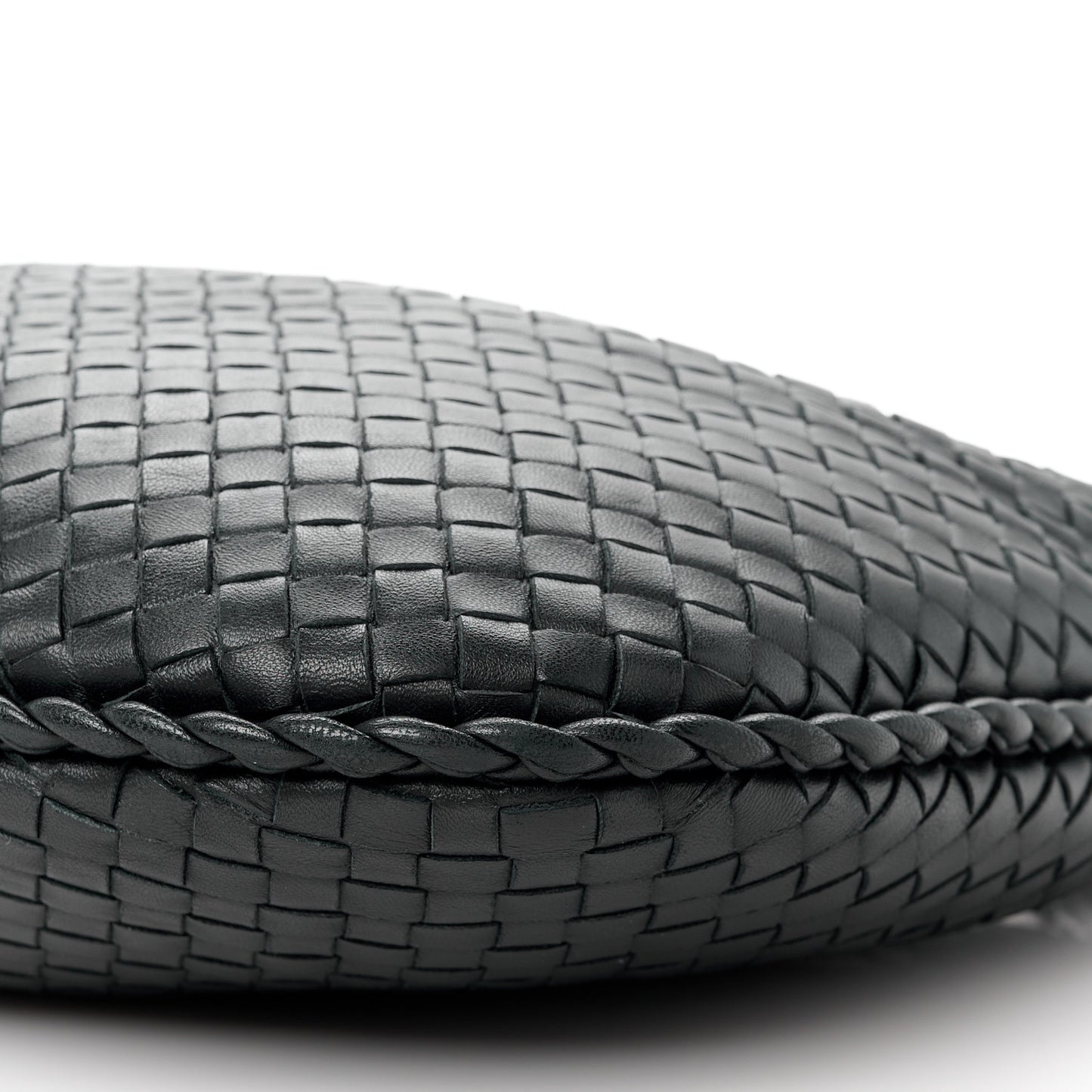 Nappa Intrecciato Medium Veneta Hobo Navy