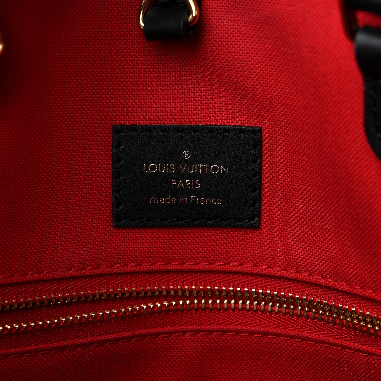 Reverse Monogram Giant Onthego MM