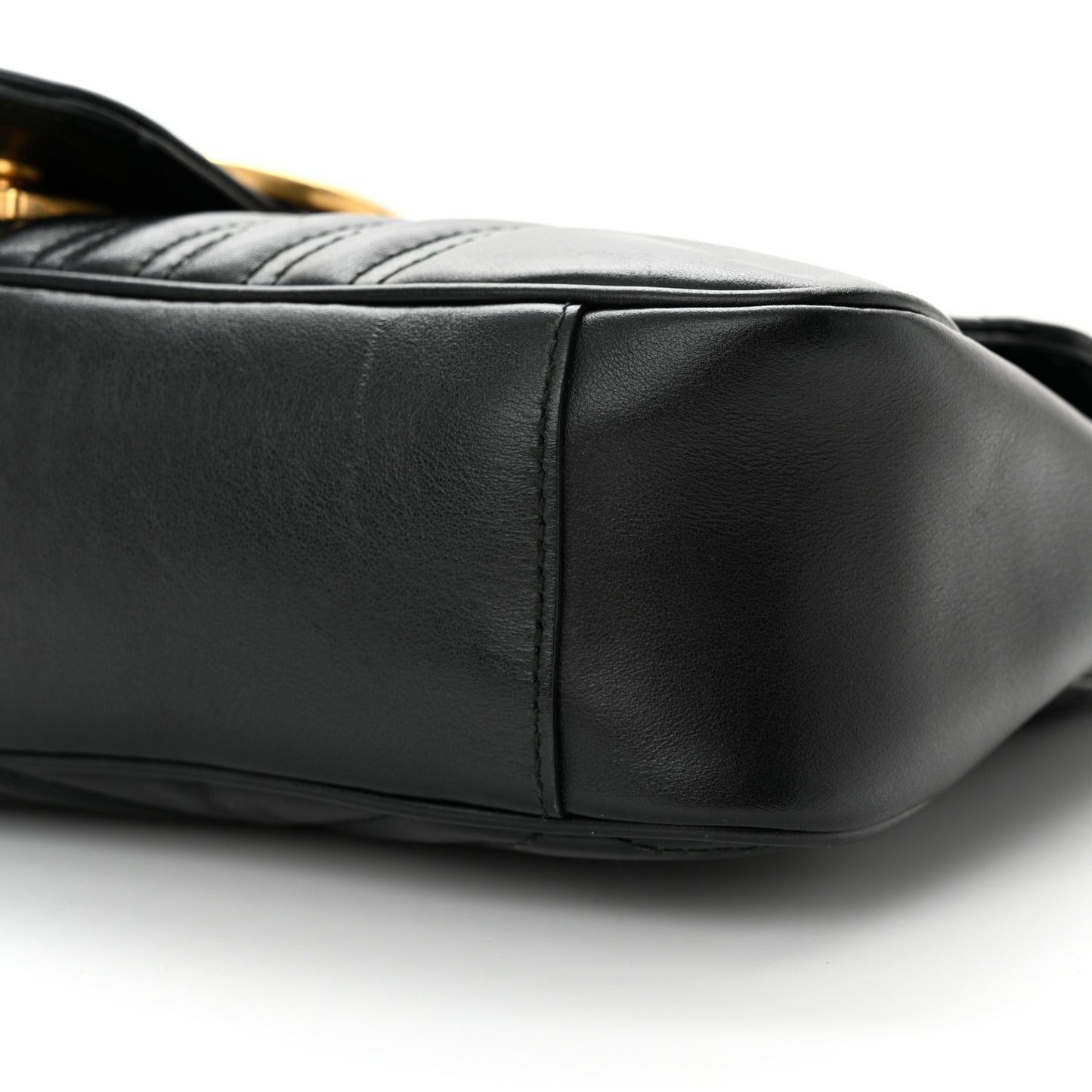 Calfskin Matelasse Medium GG Marmont Shoulder Bag Black