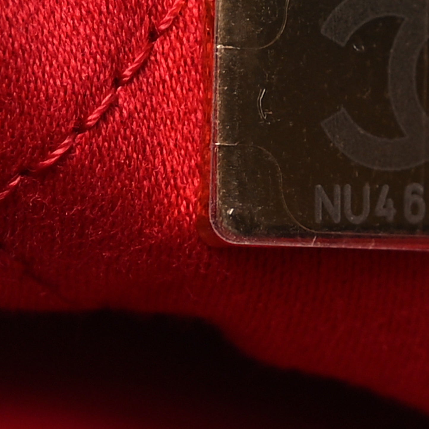 Shiny Calfskin Quilted Mini Chanel 22 Red