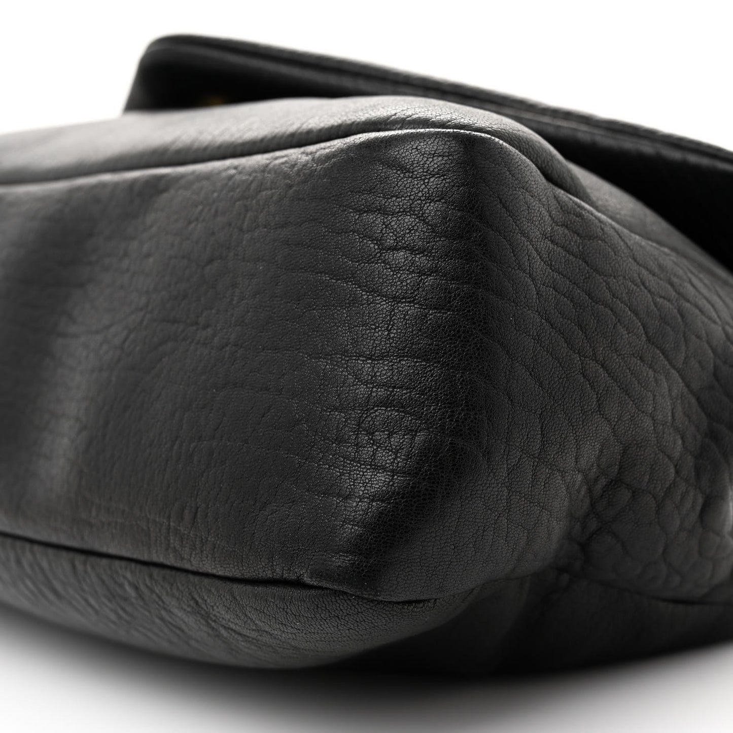 Grained Lambskin Large Calypso Black