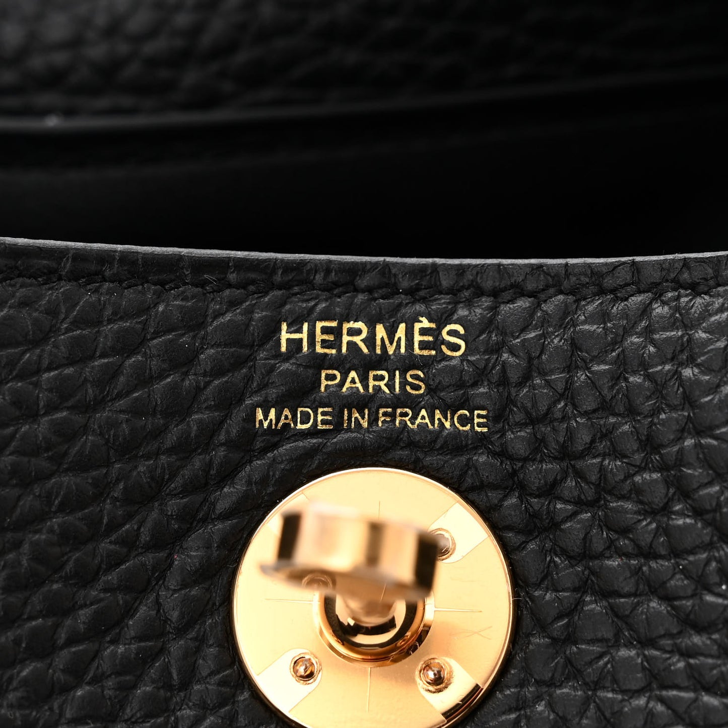 Taurillon Clemence Mini Lindy 20 Black