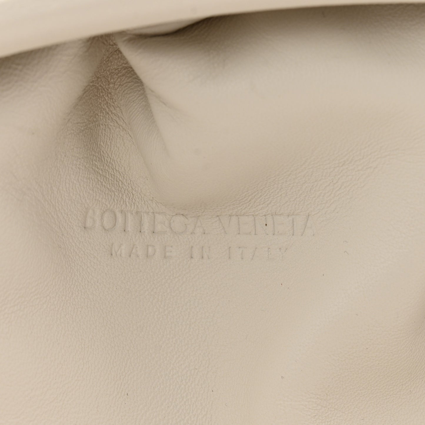 Nappa Maxi Intrecciato The Pouch Oversized Clutch Plaster