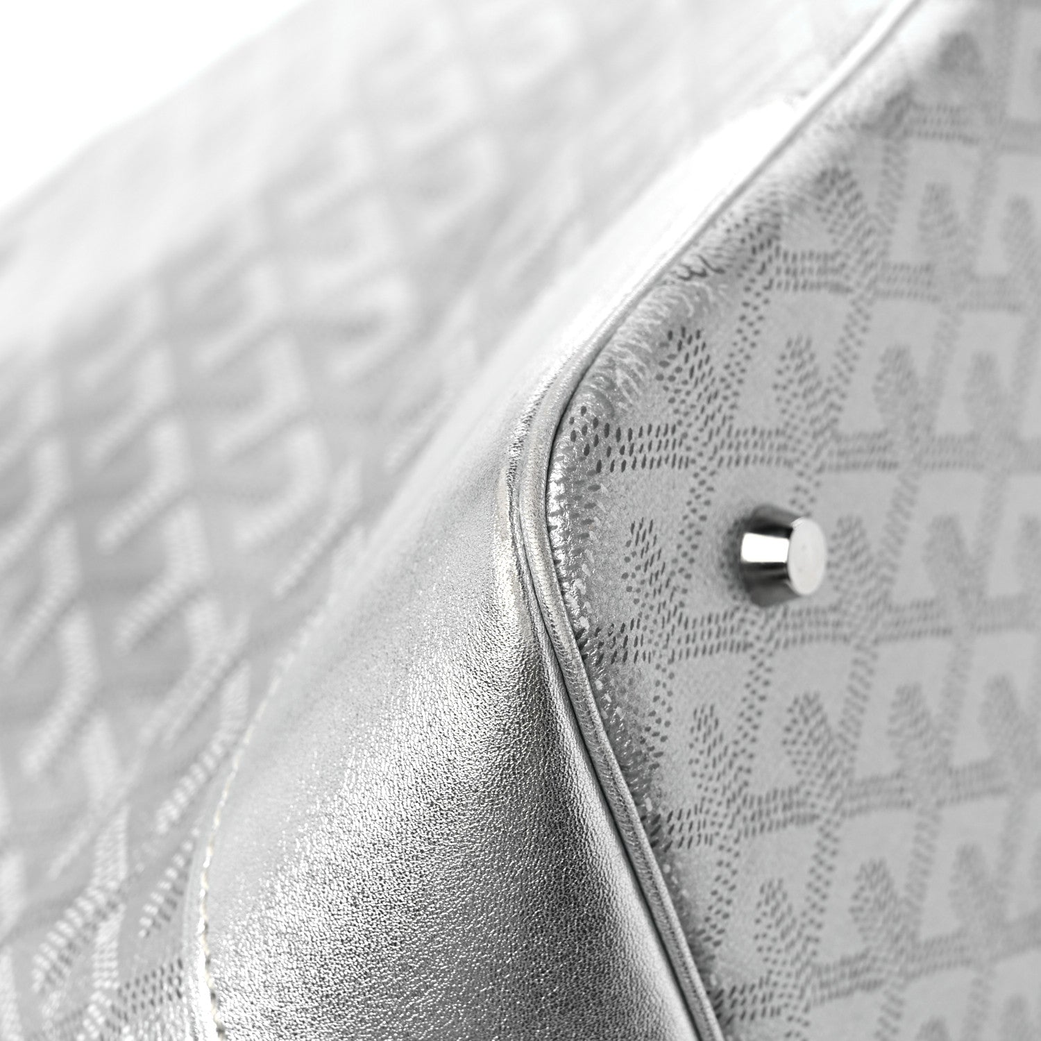 Goyard Goyardine Beluga MM Silver 9 of 14