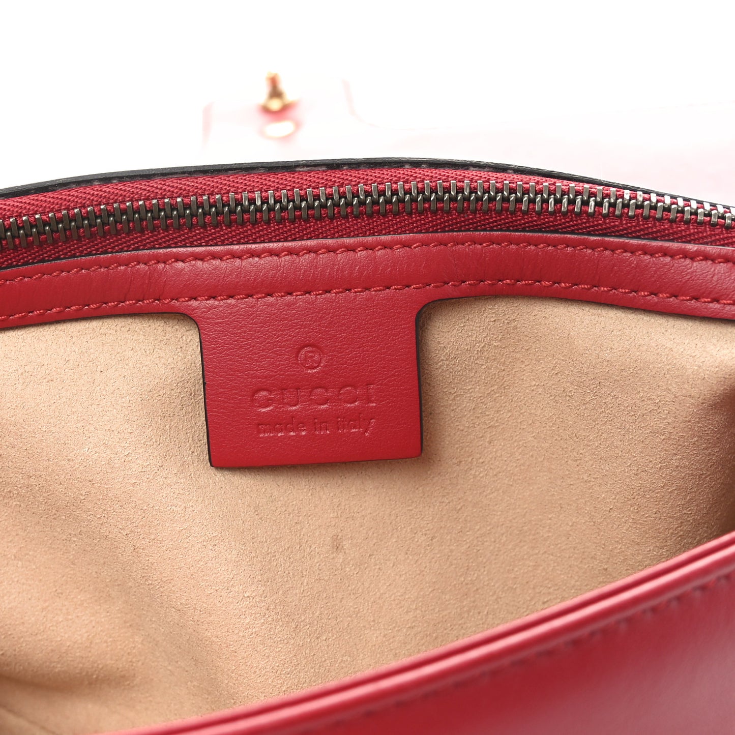 Calfskin Matelasse Small GG Marmont Shoulder Bag Hibiscus Red