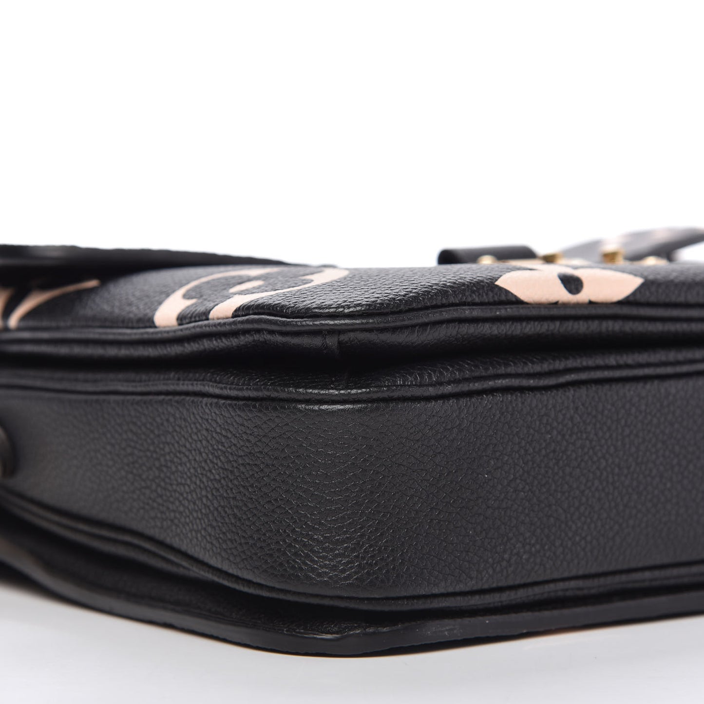 Empreinte Monogram Giant Pochette Metis Black Beige