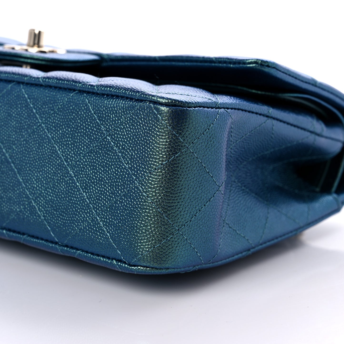Iridescent Caviar Quilted Medium Double Flap Green