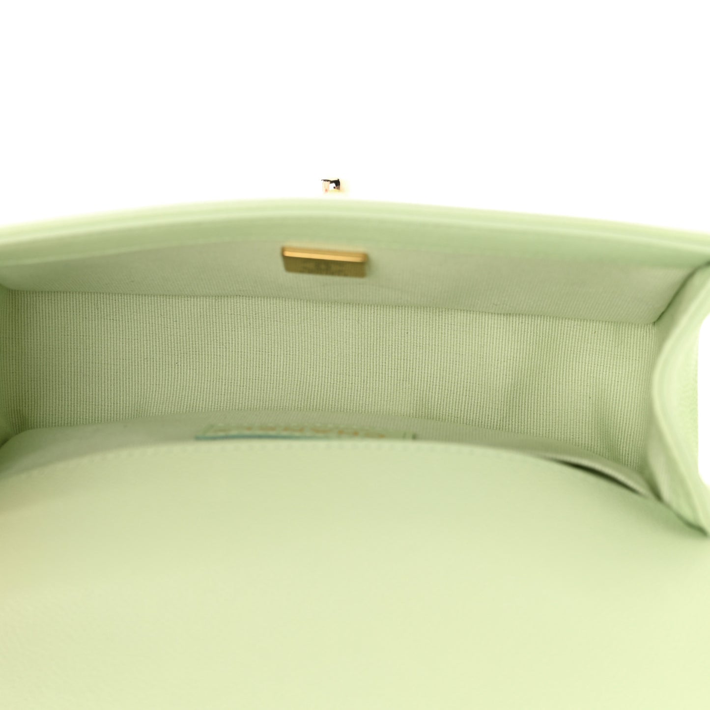 Caviar Chevron Quilted Small Boy Flap Light Green