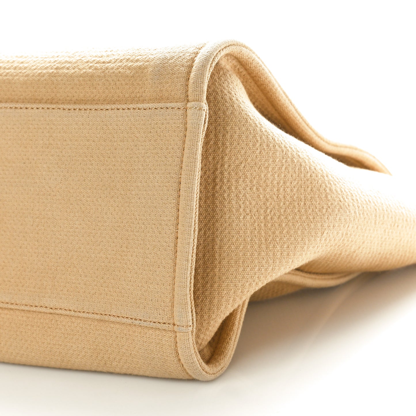 Mixed Fibers Medium Deauville Tote Beige