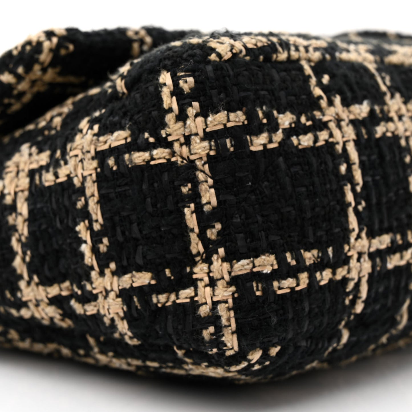 Tweed Quilted Medium Chanel 19 Flap Black Beige