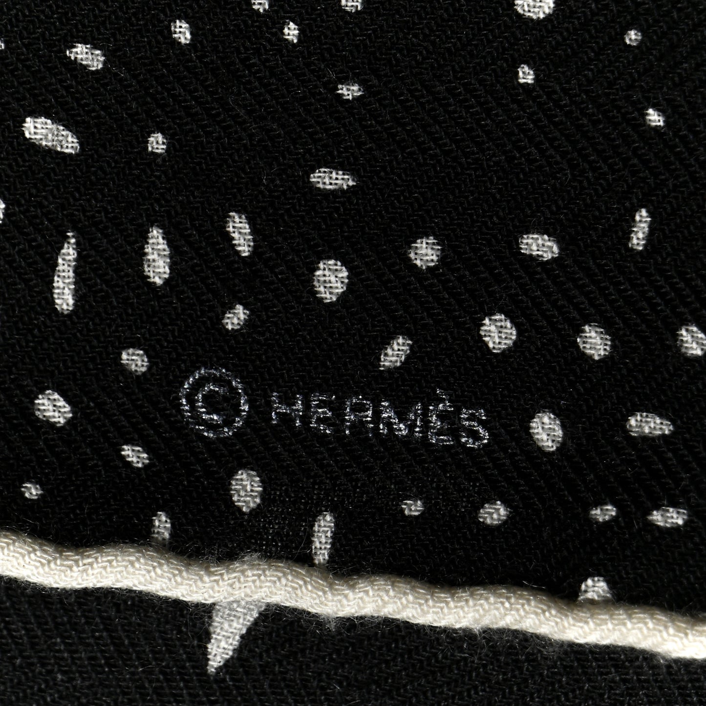 Silk Cashmere Clair De Lune Shawl 140 Black White
