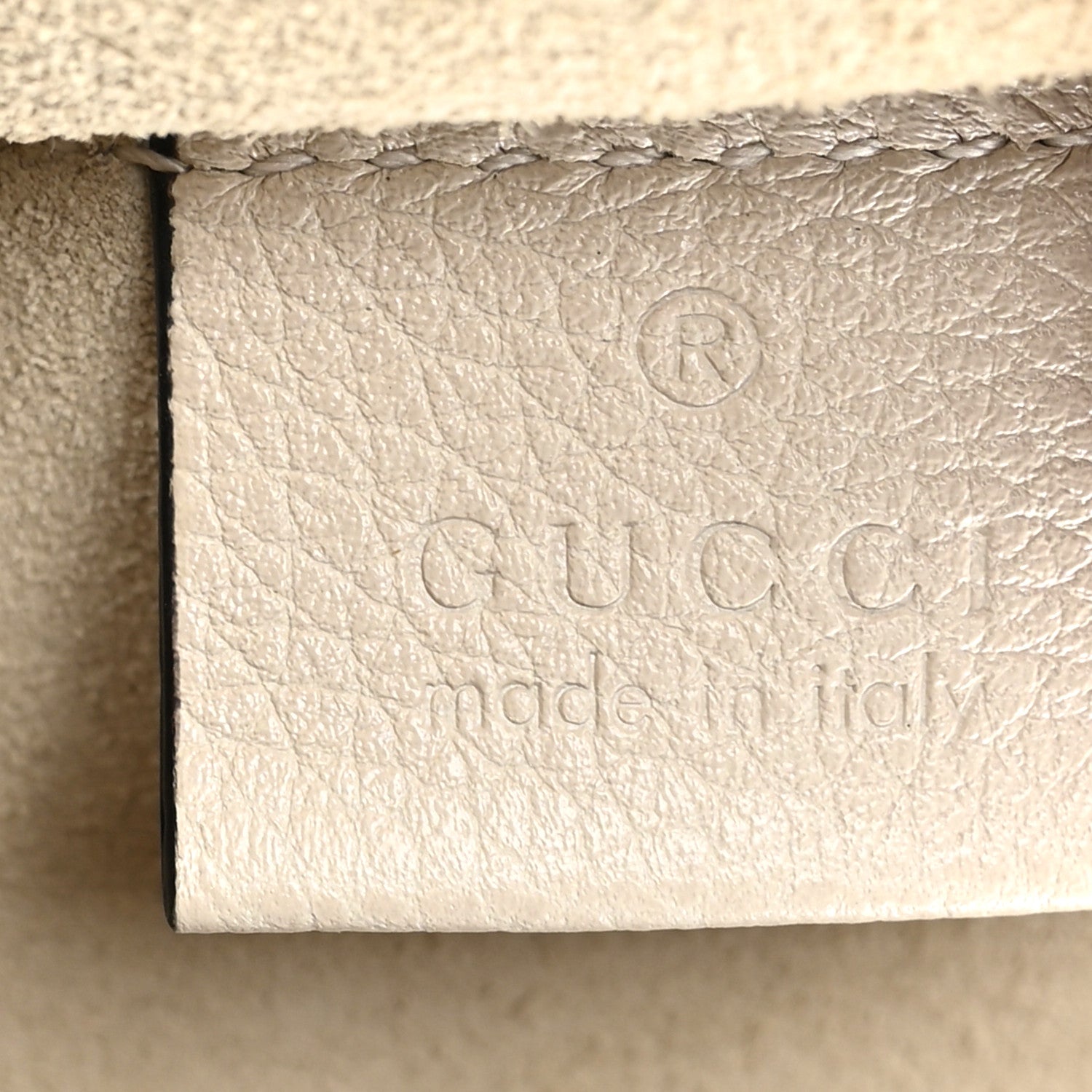 Gucci Pebbled Calfskin Medium Logo Portfolio Clutch White 6 of 8