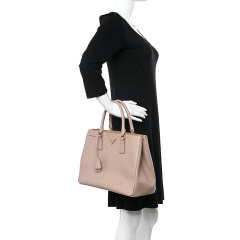 Saffiano Lux Galleria Double Zip Tote Cammeo