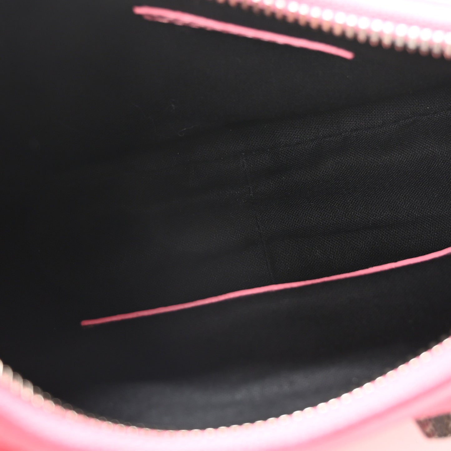 Agneau Arena Le Cagole Shoulder Bag XS Candy Pink