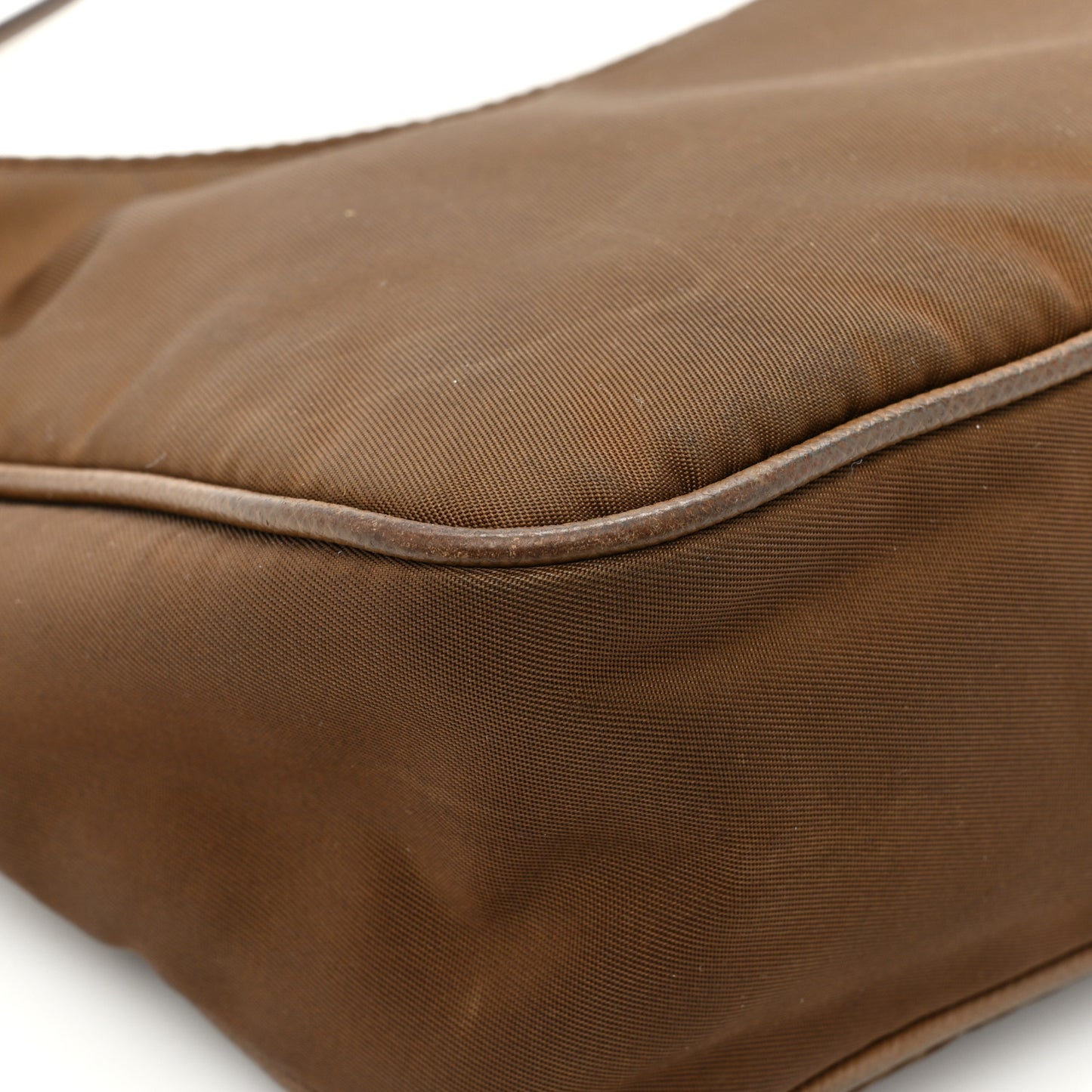 Tessuto Nylon Saffiano Re-Edition 2005 Shoulder Bag Cacao