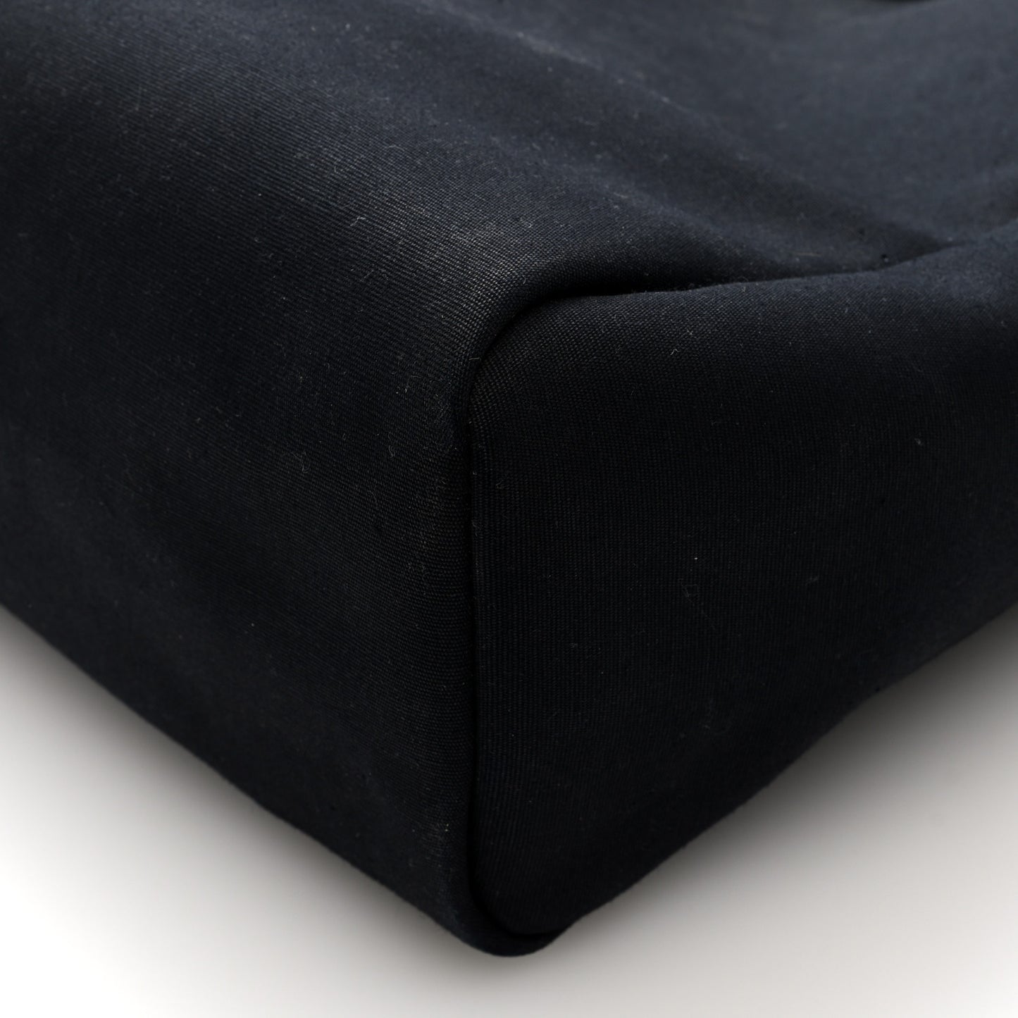 Toile Vache Calfskin Herbag 40 GM Black