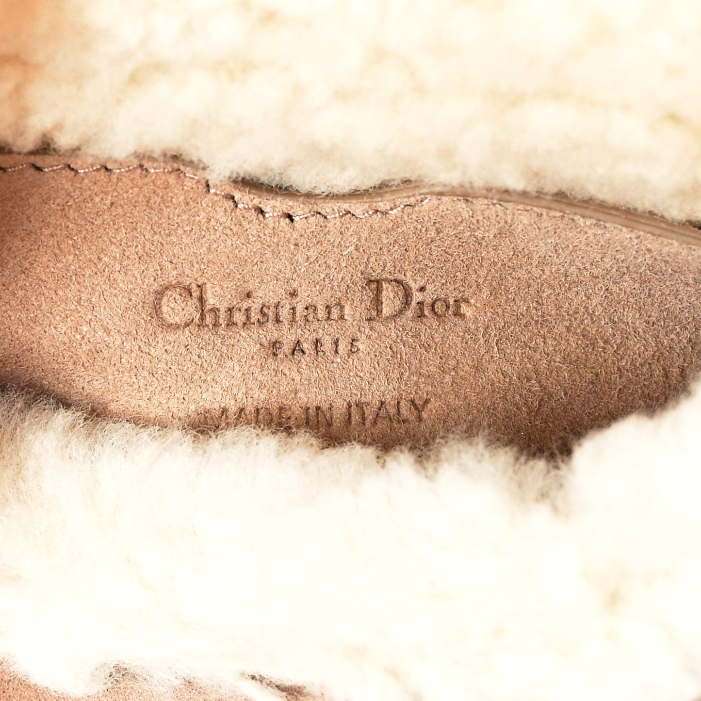 Suede Shearling Medium Bobby Flap Beige