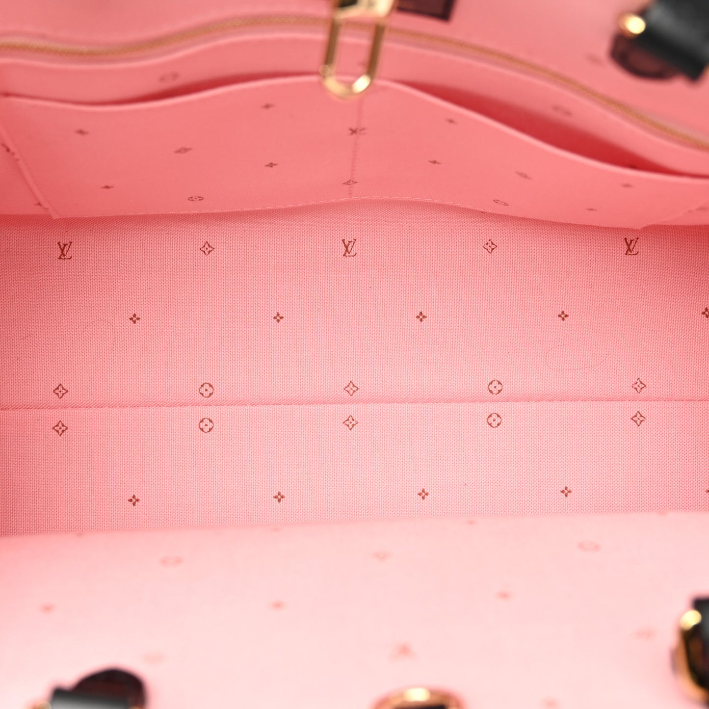Monogram Fall for You LV Neo Onthego MM Black
