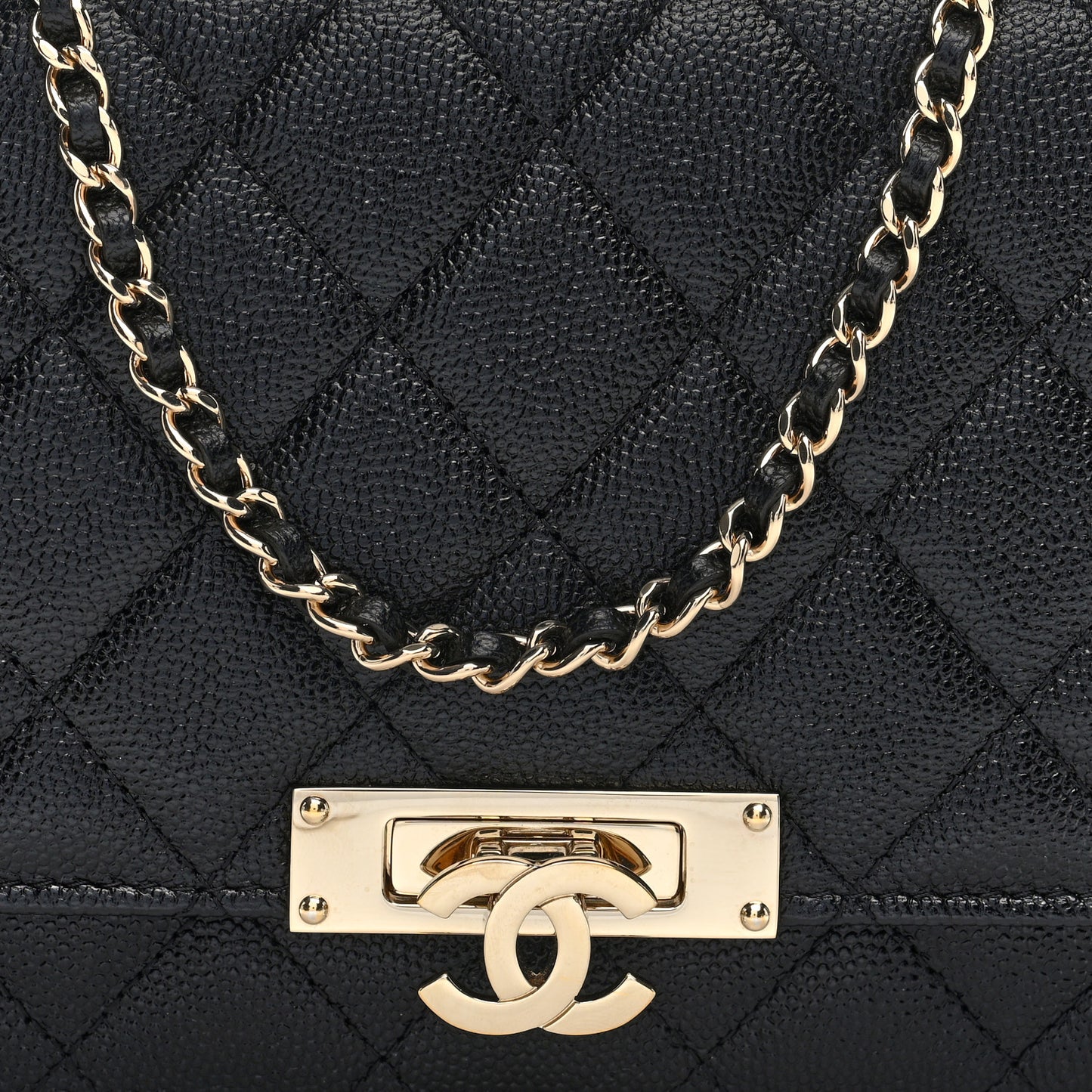 Caviar Quilted Golden Class Wallet On Chain WOC Black