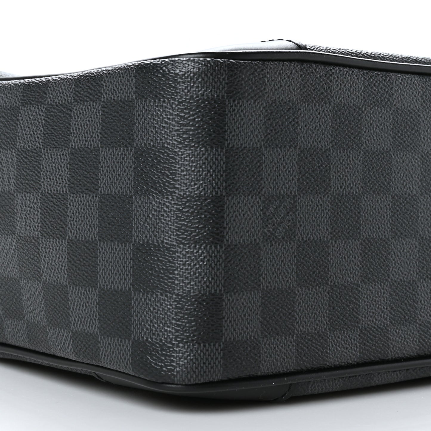 Damier Graphite Porte-Documents Voyage GM