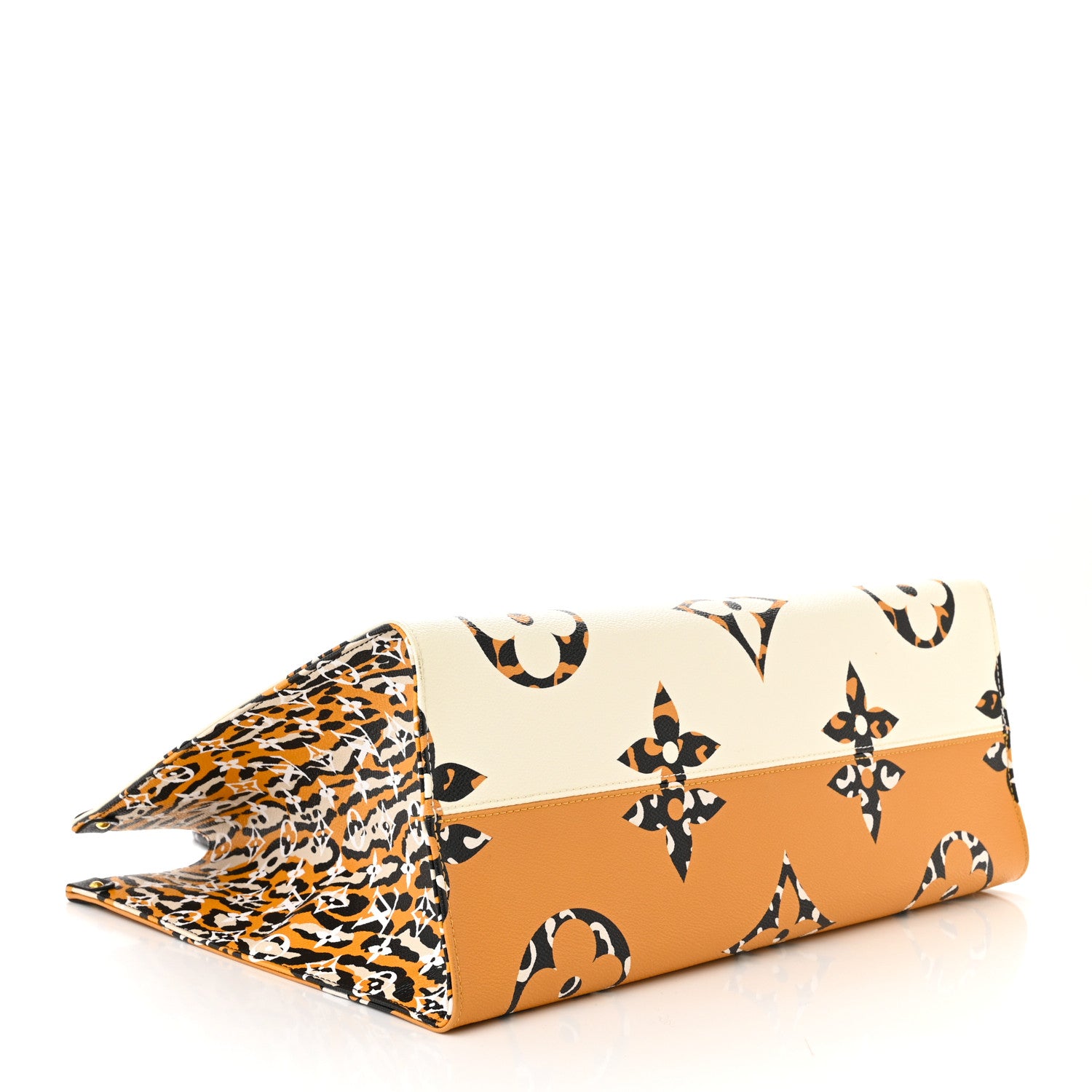 Louis Vuitton Monogram Giant Jungle Onthego GM Ivory 4 of 12