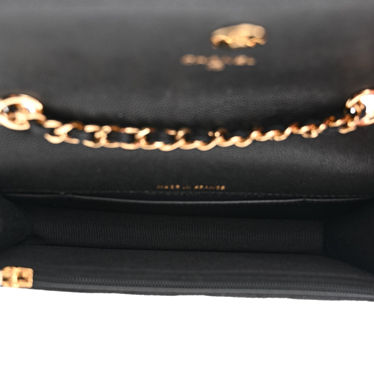 Caviar Quilted Enamel Coco Casino Flap Phone Holder With Chain Black