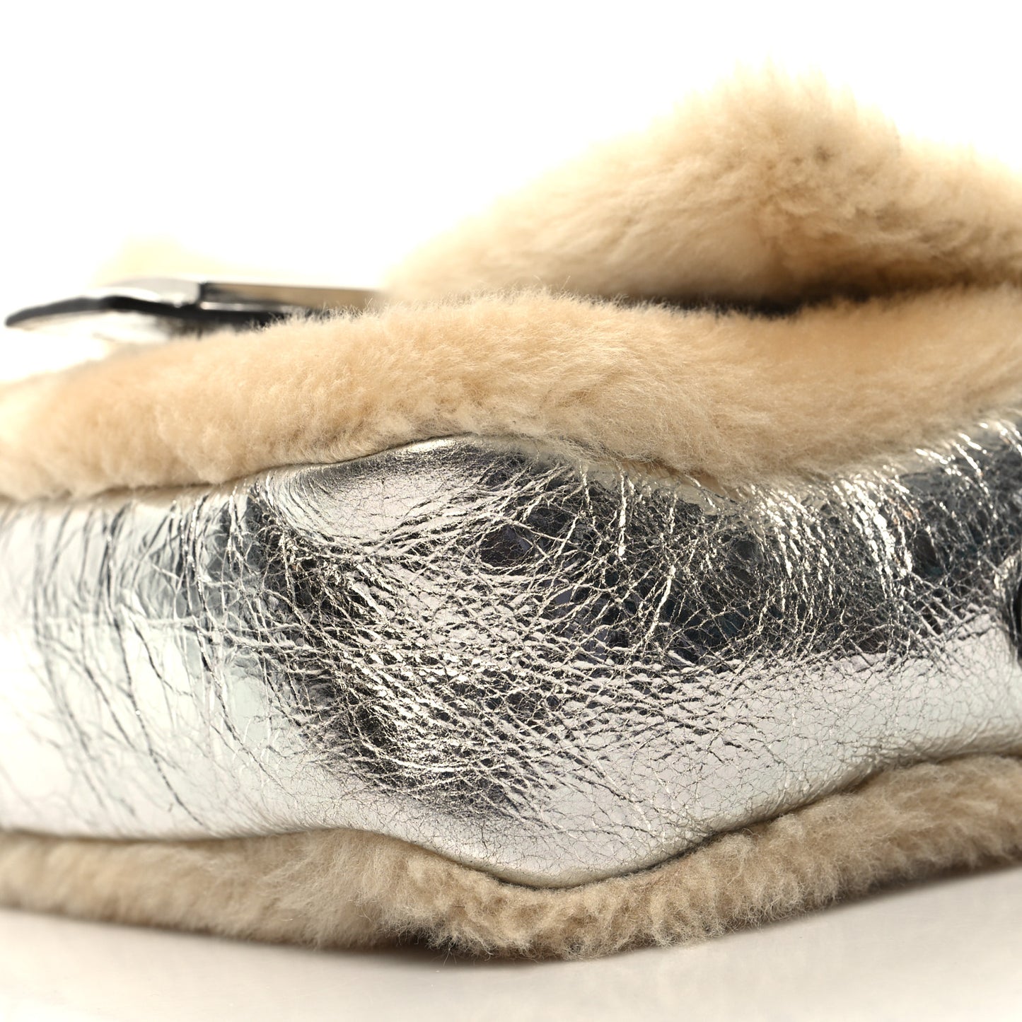 Craquele Lambskin Sheepskin Fur Baguette Argento