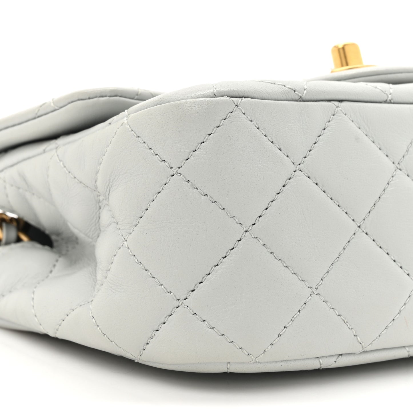Lambskin Quilted Mini Pearl Crush Flap Light Grey