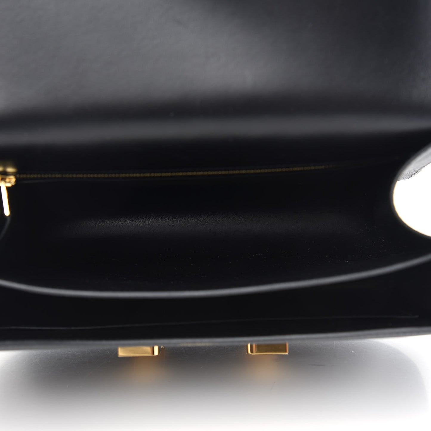 Epsom Constance 24 Black