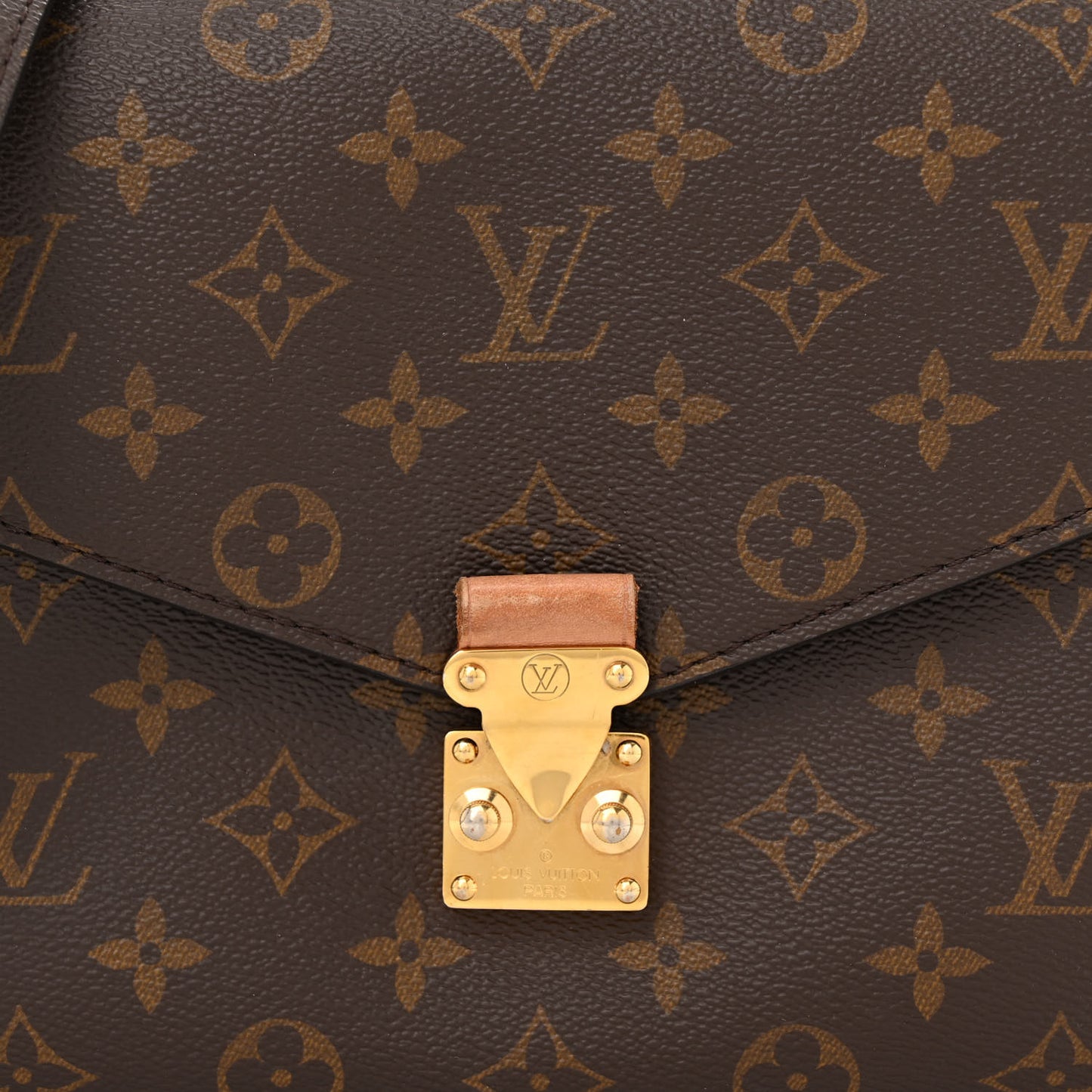 Monogram Pochette Metis