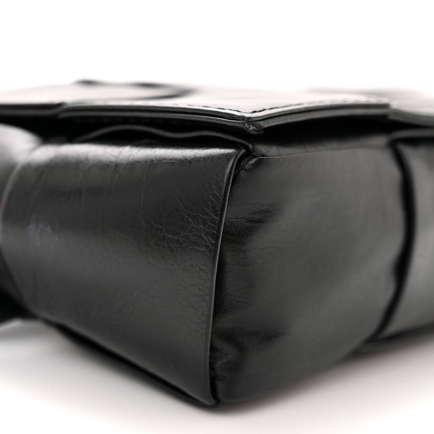 Bottega Veneta Paper Calfskin Intrecciato Cassette Belt Bag Black 8 of 9