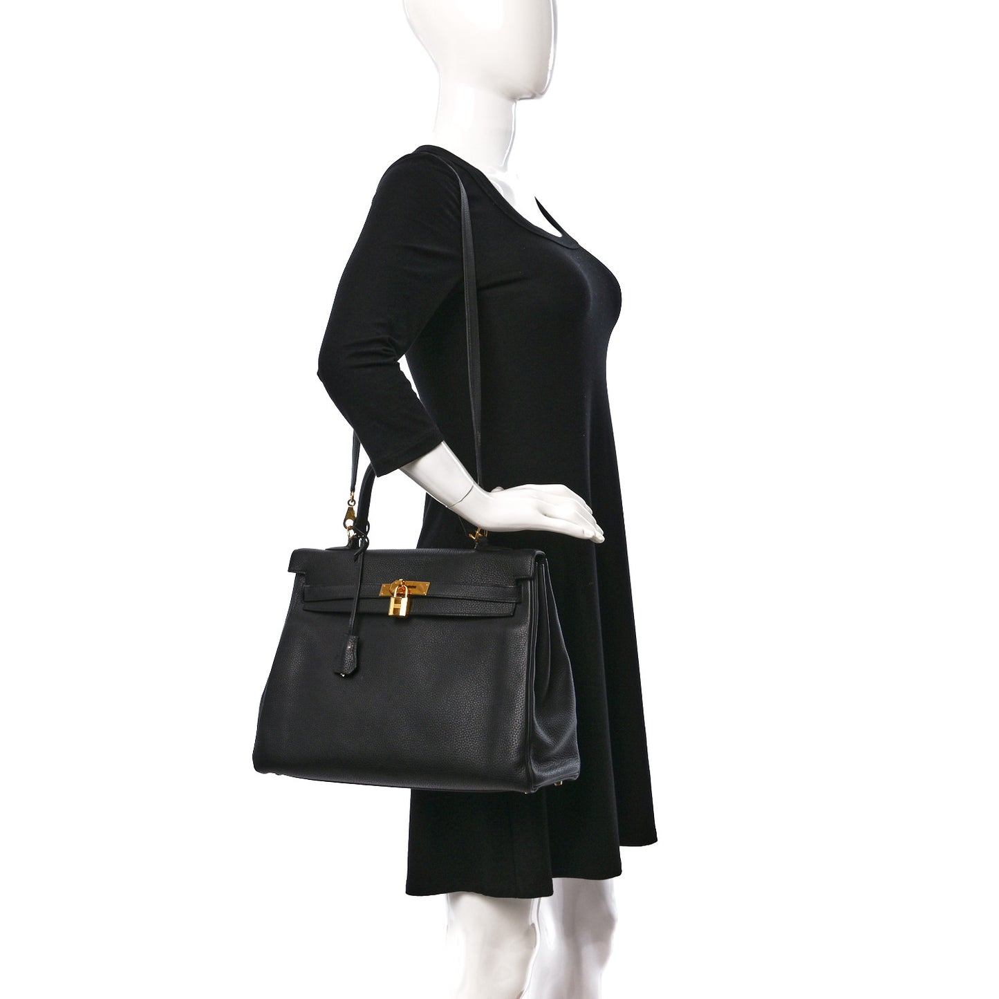 Togo Kelly Retourne 35 Black