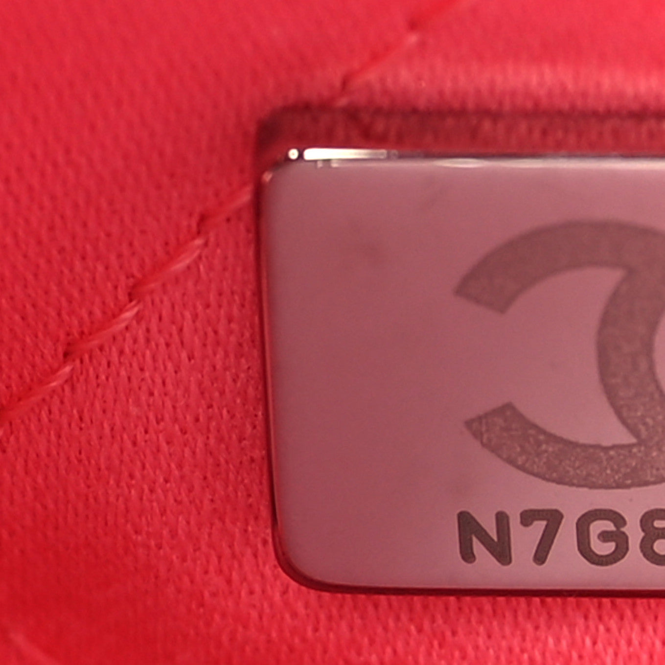 Shiny Calfskin Quilted Small Rainbow Metal Chanel 22 Coral Pink