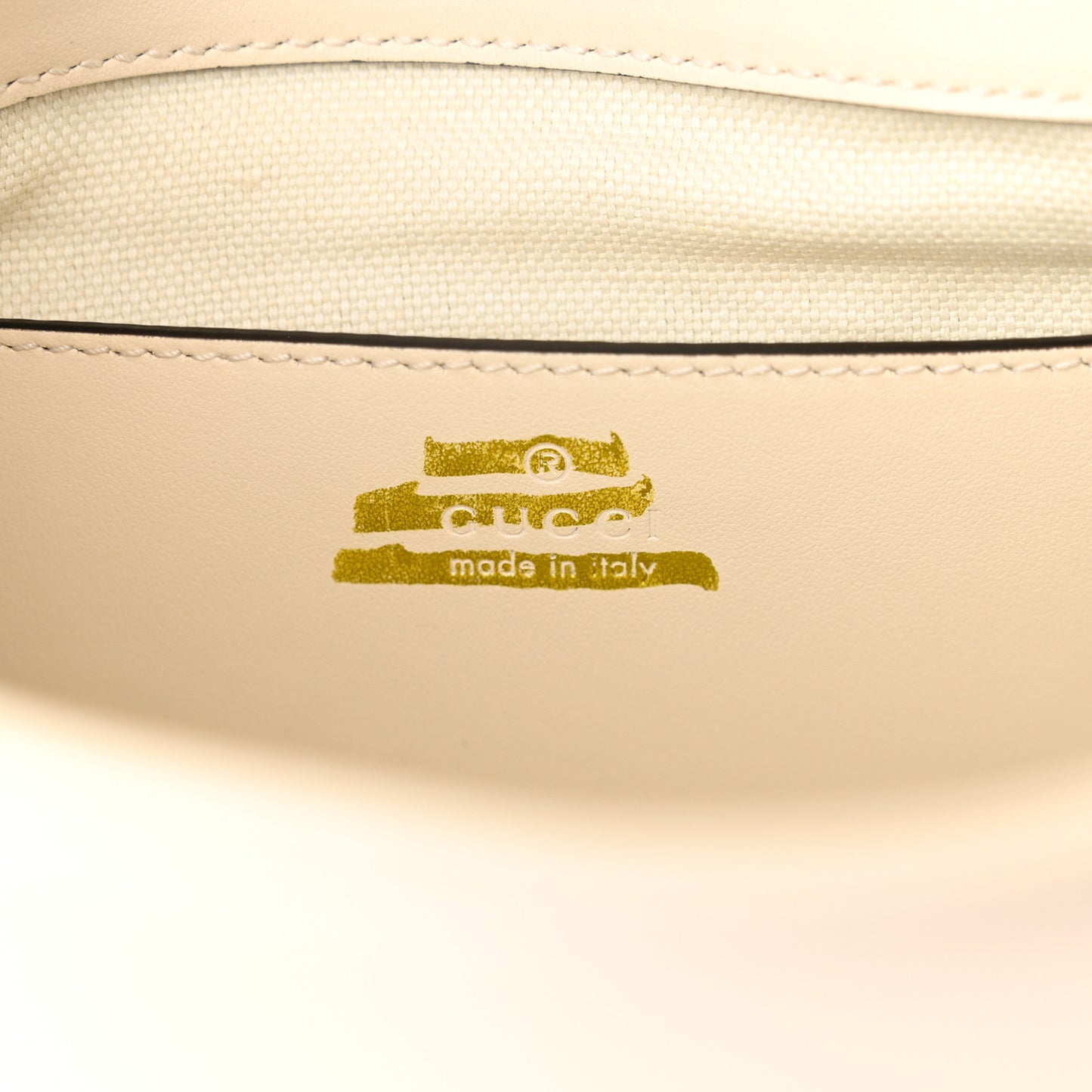 Calfskin Matelasse Monochrome Mini GG Marmont Crossbody Shoulder Bag White