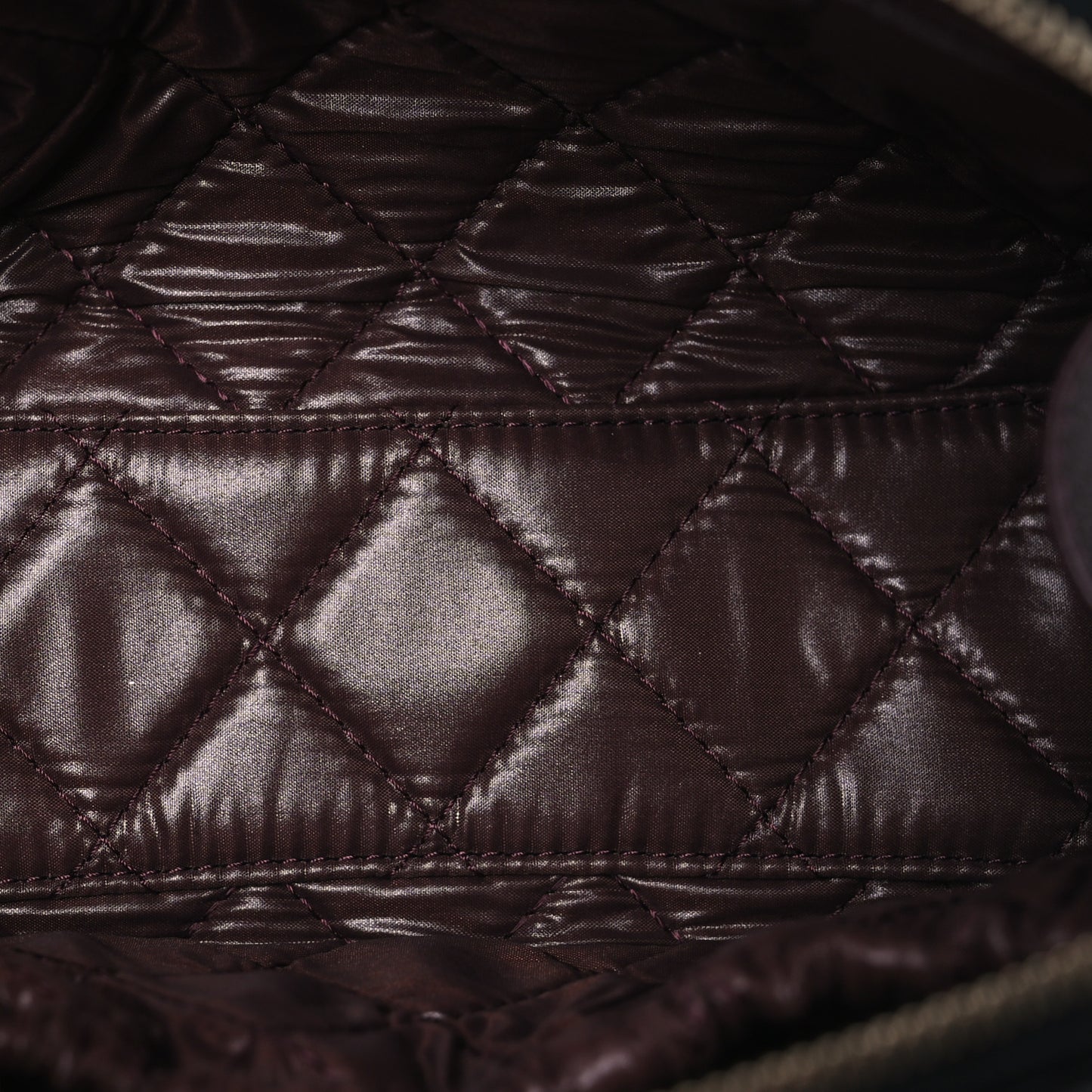 Caviar Quilted Small Cosmetic Case Black