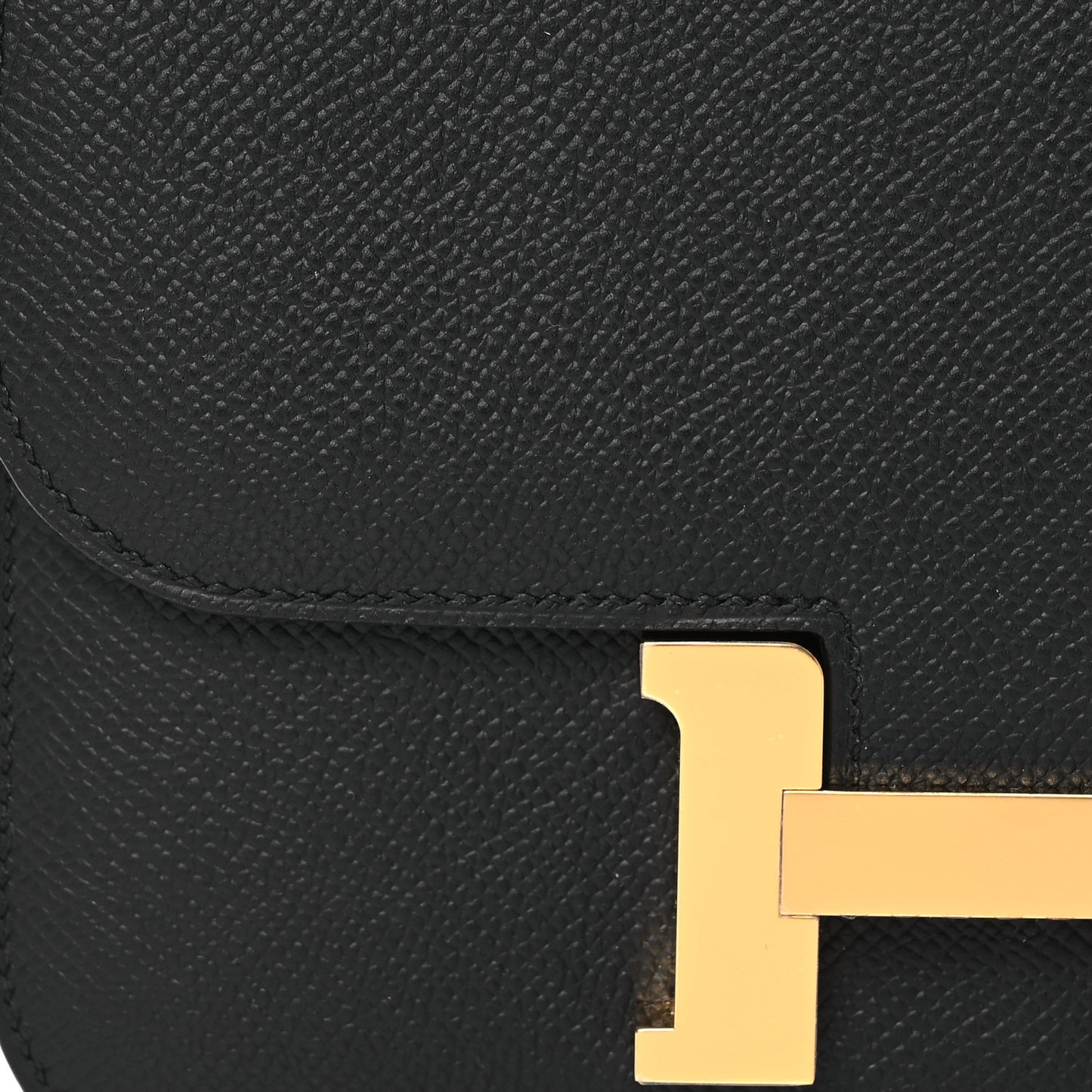 Epsom Constance 18 Black