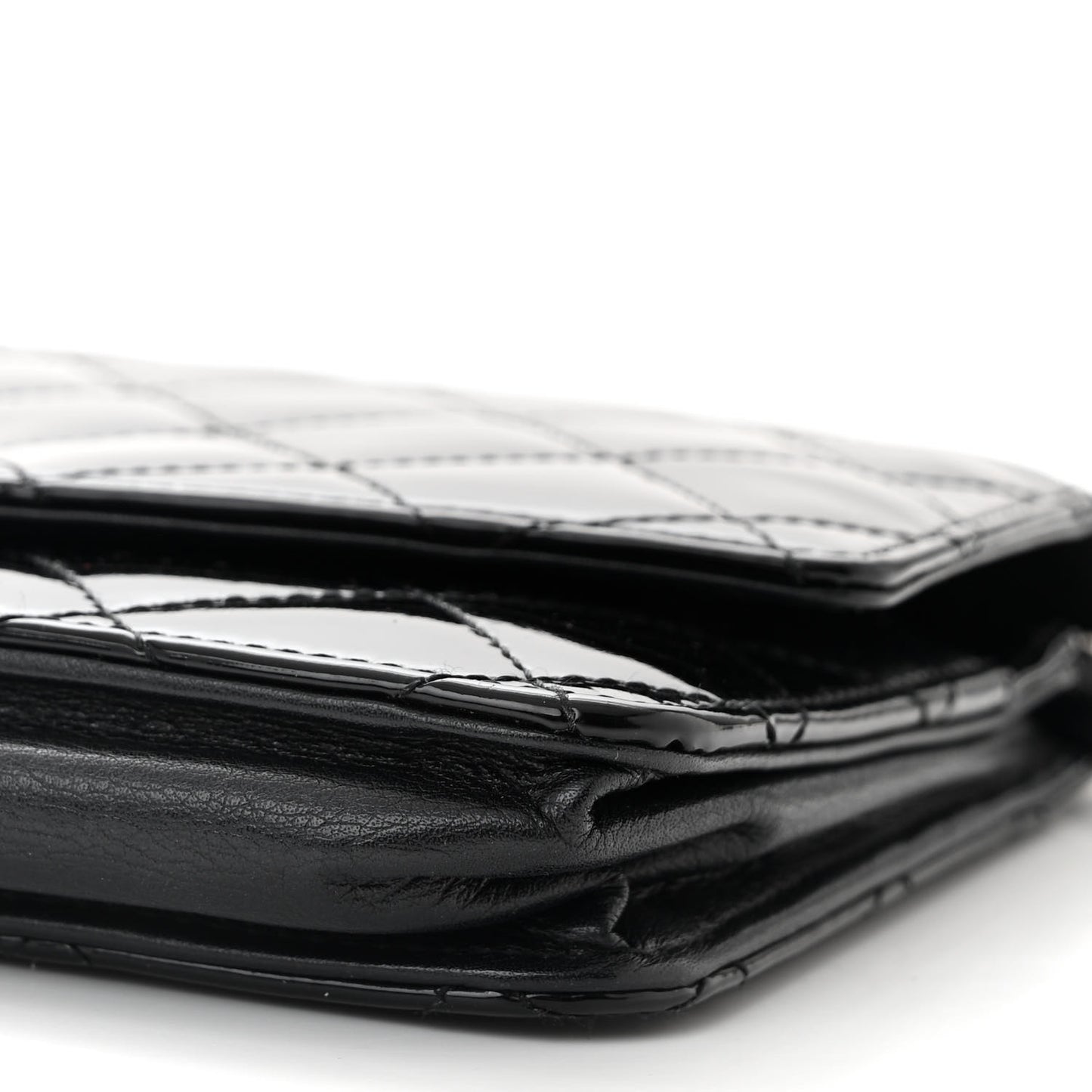 Patent Quilted Brilliant Wallet On Chain WOC Black