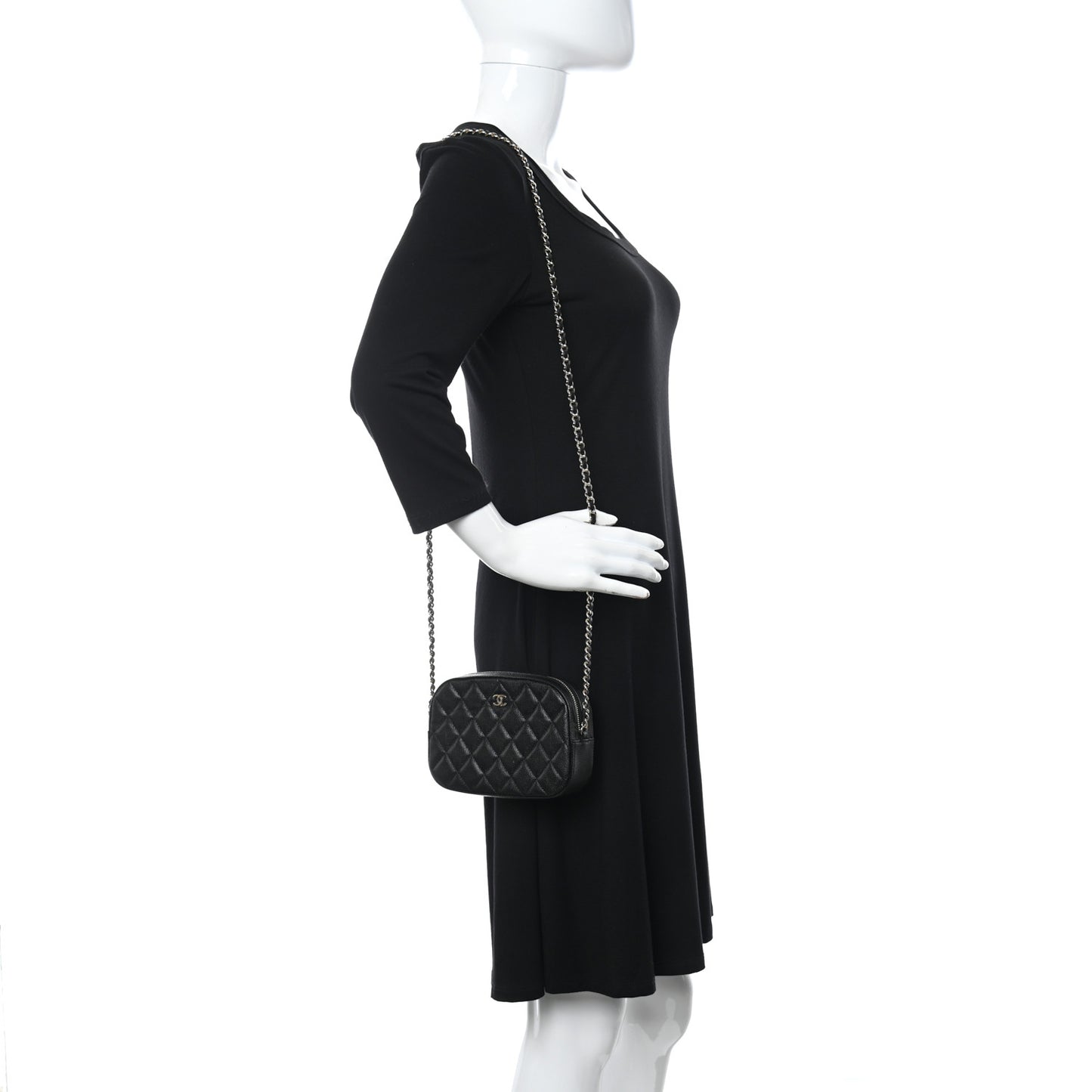 Caviar Quilted Vanity With Chain Black