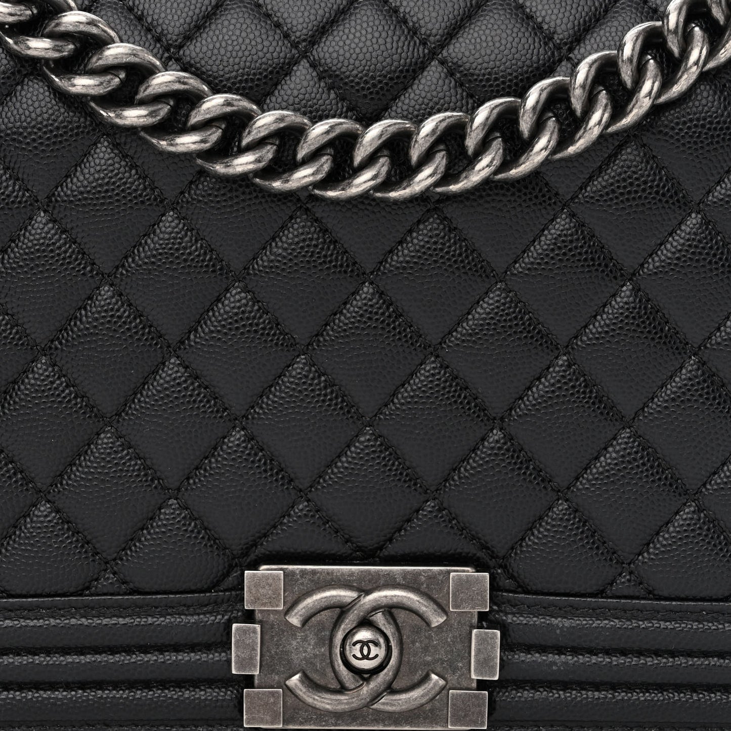 Caviar Quilted New Medium Boy Flap Black