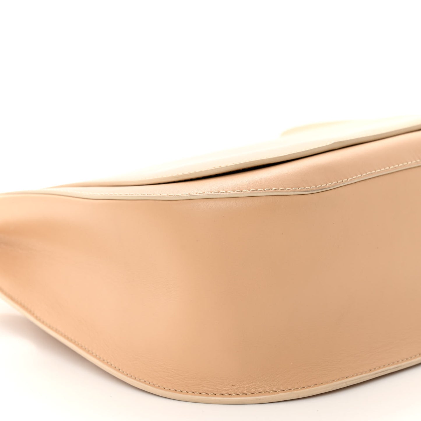 Smooth Calfskin Hunting Bag 11 Warm Beige
