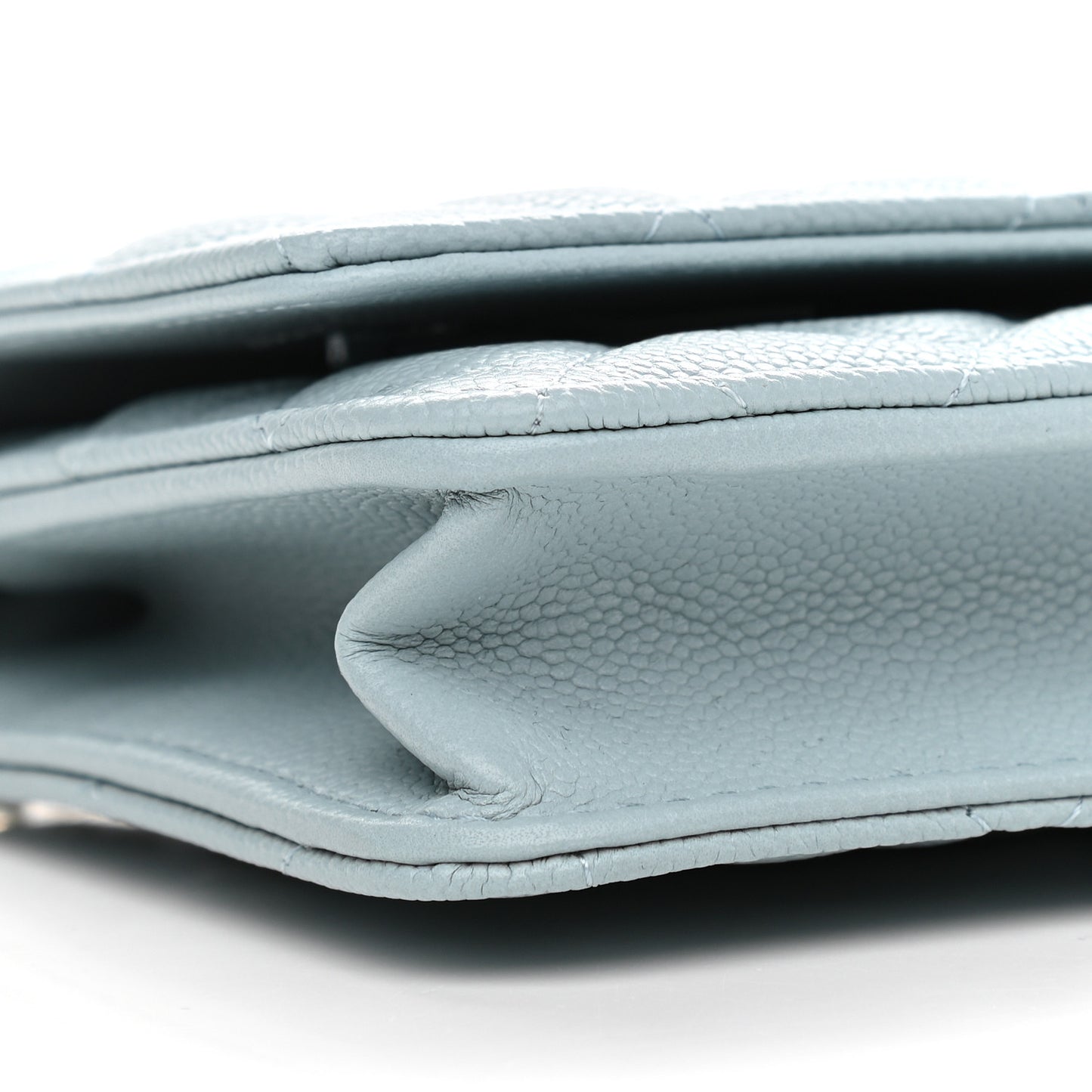 Caviar Quilted Tiny CC Wallet On Chain WOC Light Blue