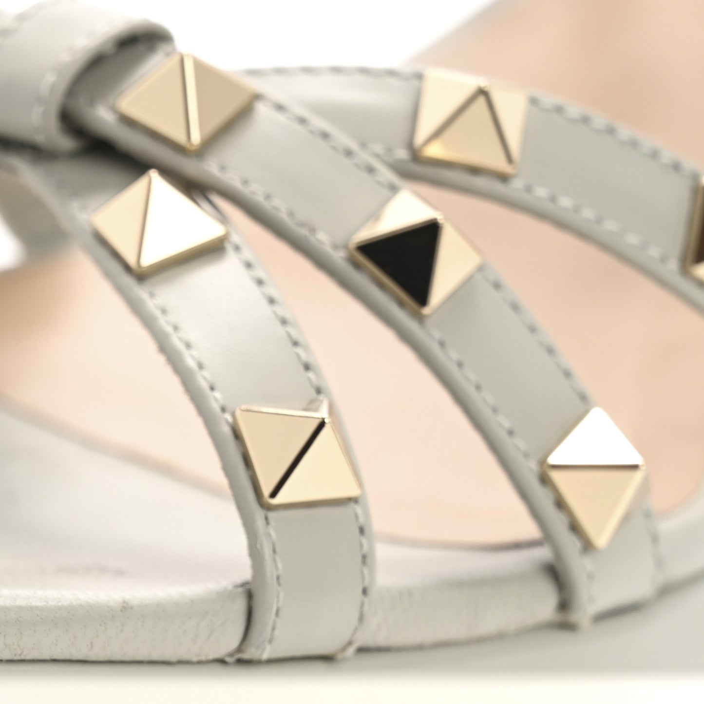 Calfskin Rockstud Ankle Wrap 35/75mm Platform Sandals 41 Opal Grey
