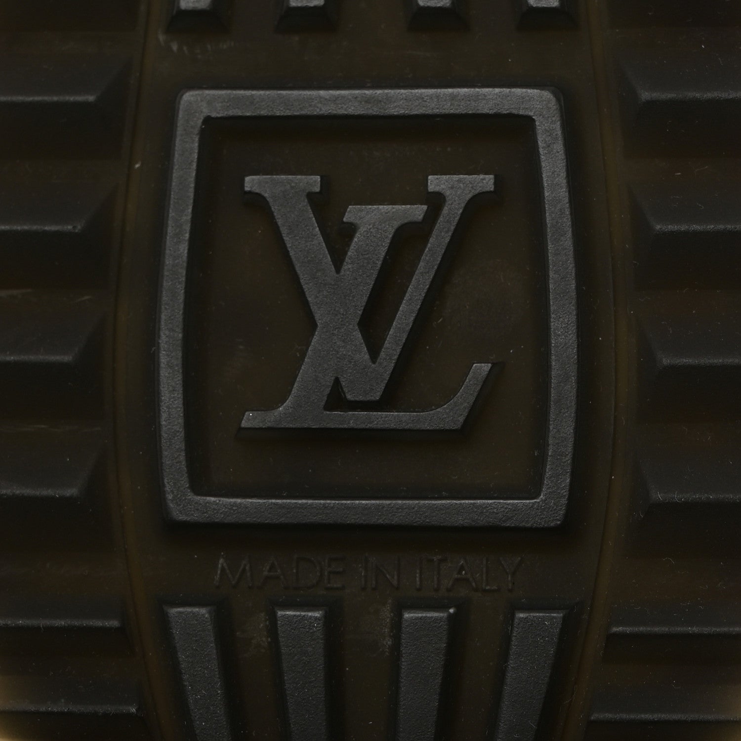 Louis Vuitton Suede Damier Azur Run Away Sneakers 38 Pink 8 of 8